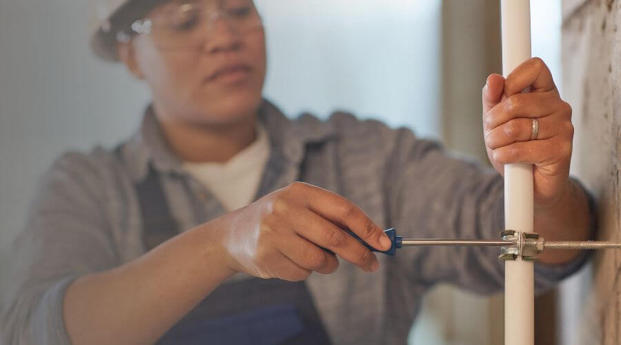 Expert burst pipe repair services in Moreauville, LA